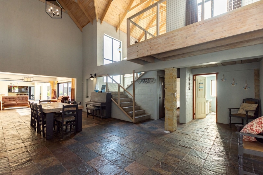 13 Bedroom Property for Sale in Olifantskop Western Cape